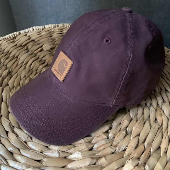 Carhartt Accessories - NWOT Women’s Carhartt Baseball Cap